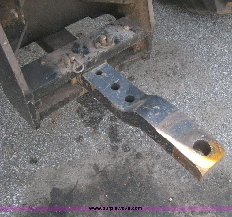 image for item H5313 2004 New Holland TS100A Plus tractor