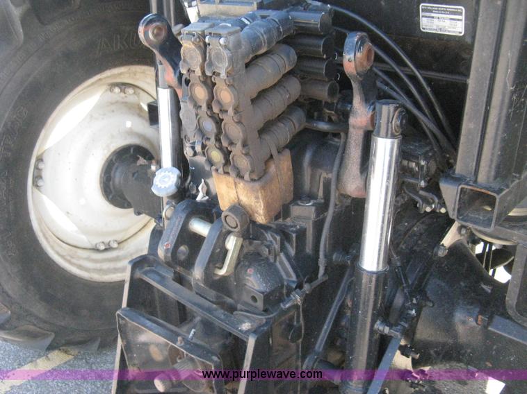 image for item H5313 2004 New Holland TS100A Plus tractor