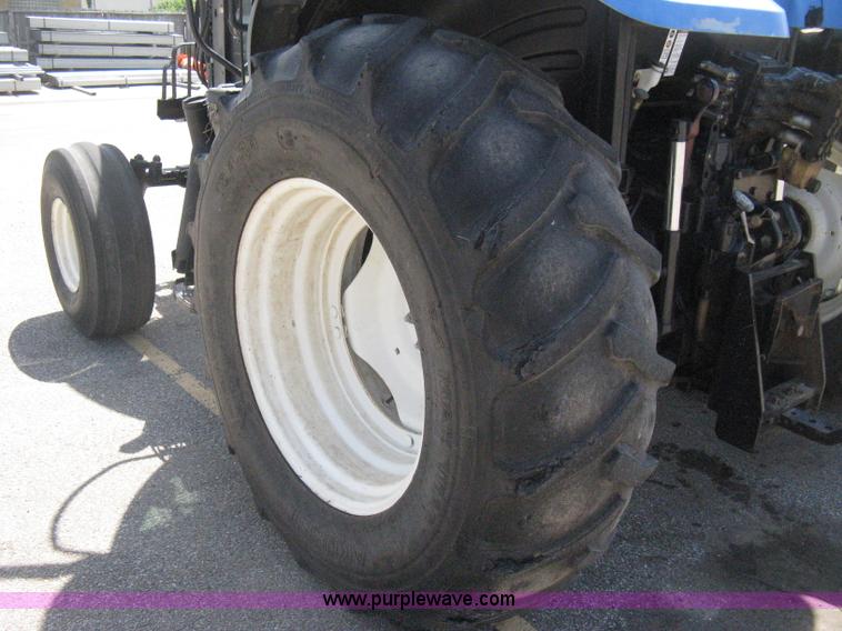image for item H5313 2004 New Holland TS100A Plus tractor