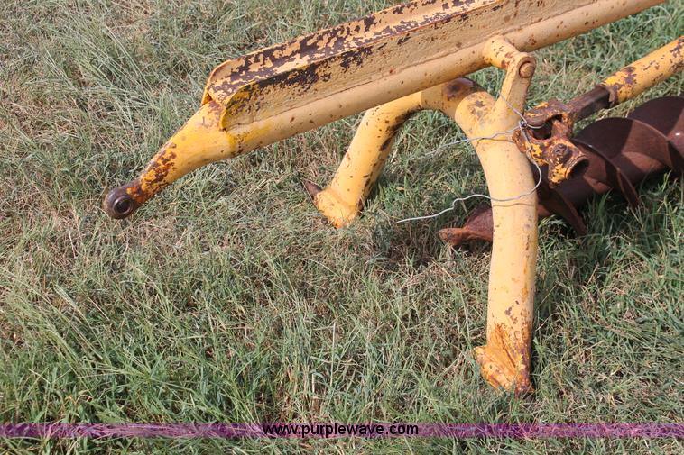 Danuser F7 post hole digger in Hennessey, OK Item H5612 sold Purple Wave