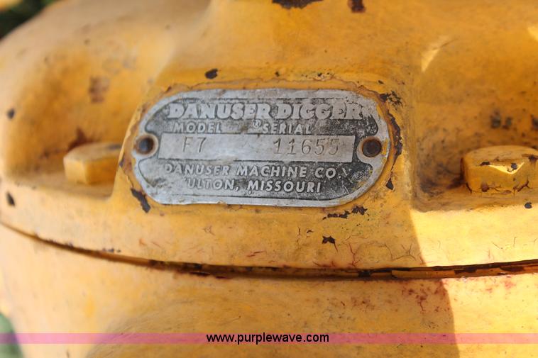 image for item H5612 Danuser F7 post hole digger