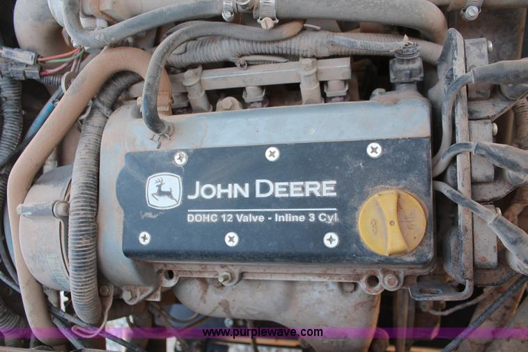 image for item H5622 2012 John Deere 825i Gator utility vehicle