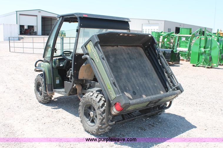 image for item H5622 2012 John Deere 825i Gator utility vehicle