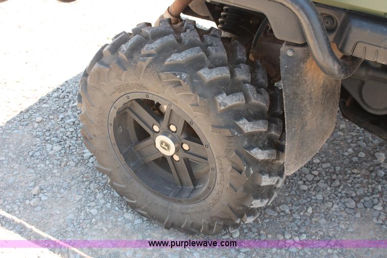 image for item H5622 2012 John Deere 825i Gator utility vehicle