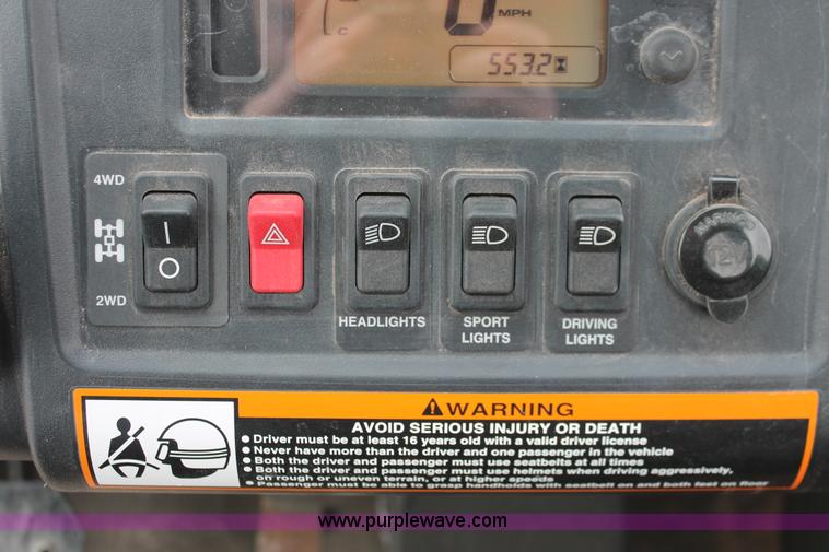 image for item H8253 2012 John Deere 825i Gator utility vehicle