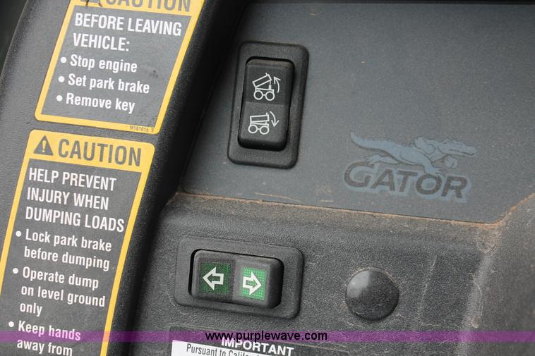 image for item H8253 2012 John Deere 825i Gator utility vehicle