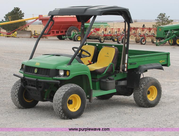 image for item H8258 2006 John Deere HPX Gator utility vehicle