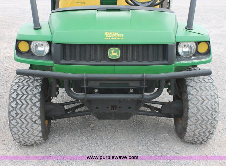 image for item H8258 2006 John Deere HPX Gator utility vehicle