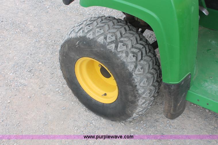 image for item H8258 2006 John Deere HPX Gator utility vehicle