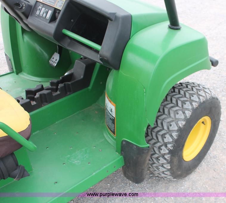image for item H8258 2006 John Deere HPX Gator utility vehicle