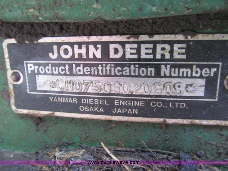 image for item H8875 1986 John Deere 750 tractor