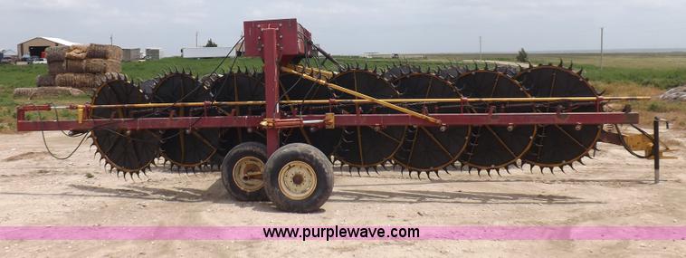 image for item H9229 Darf 917 FD W series 16 wheel hay rake