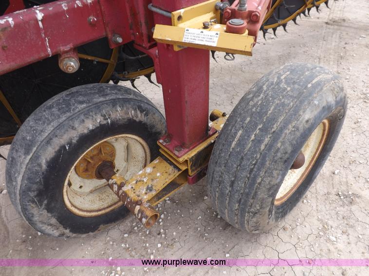 image for item H9229 Darf 917 FD W series 16 wheel hay rake