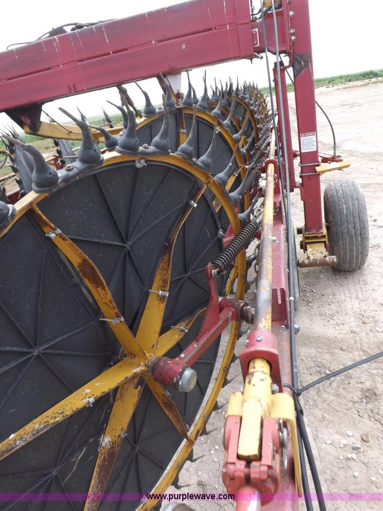 image for item H9229 Darf 917 FD W series 16 wheel hay rake