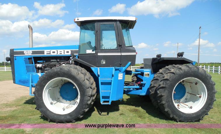 image for item I3432 1993 Ford 846 Versatile 4WD tractor