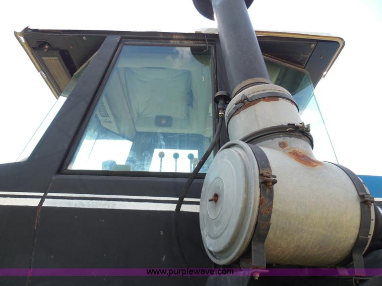 image for item I3432 1993 Ford 846 Versatile 4WD tractor