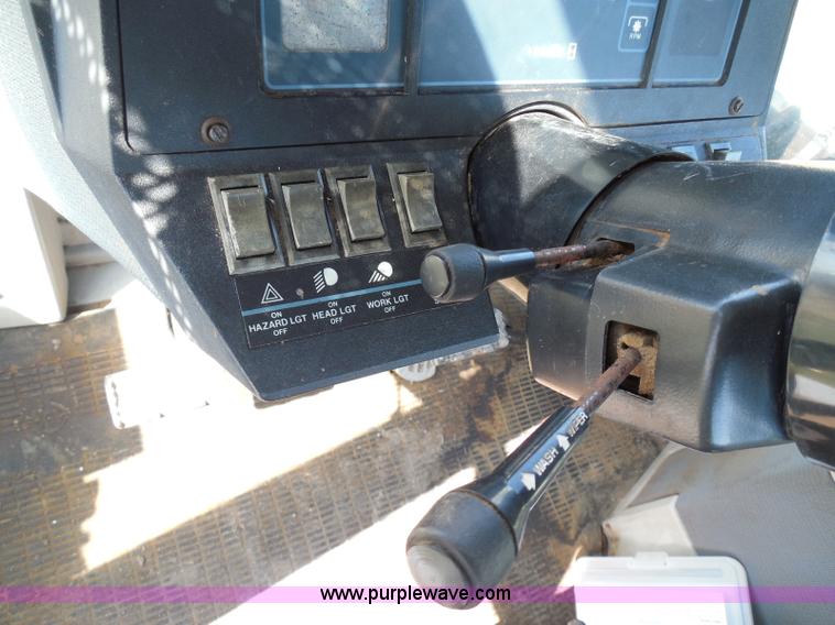 image for item I3432 1993 Ford 846 Versatile 4WD tractor