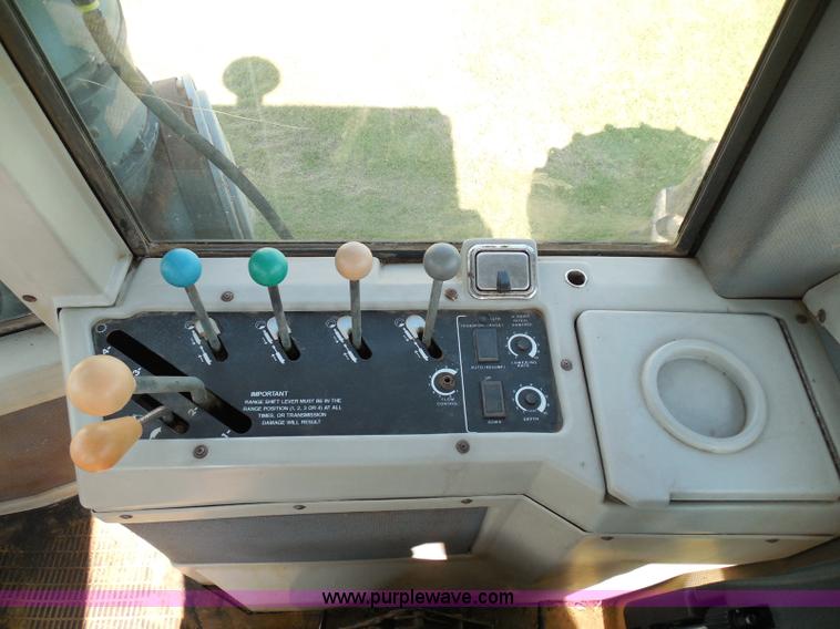 image for item I3432 1993 Ford 846 Versatile 4WD tractor