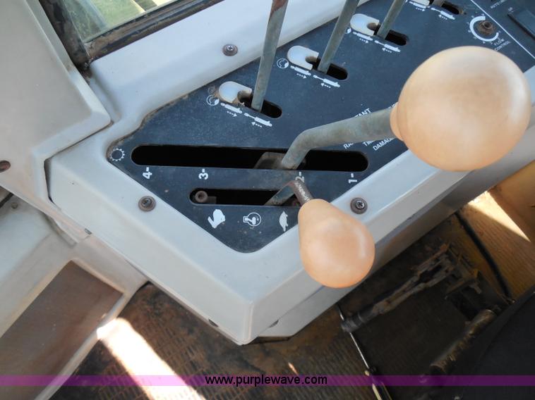 image for item I3432 1993 Ford 846 Versatile 4WD tractor