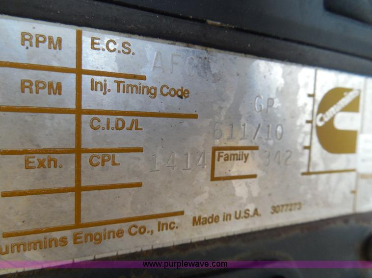 image for item I3432 1993 Ford 846 Versatile 4WD tractor