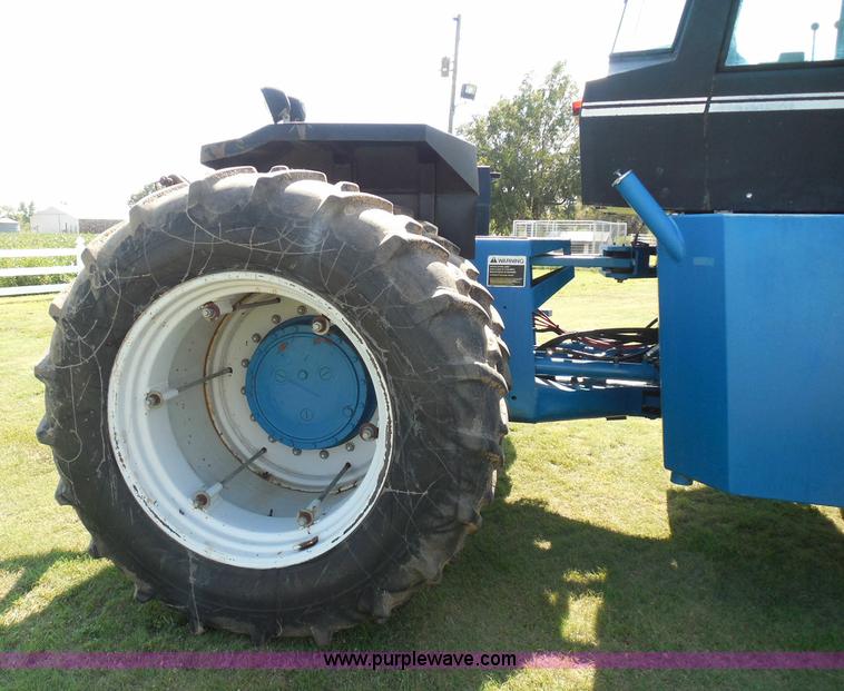 image for item I3432 1993 Ford 846 Versatile 4WD tractor