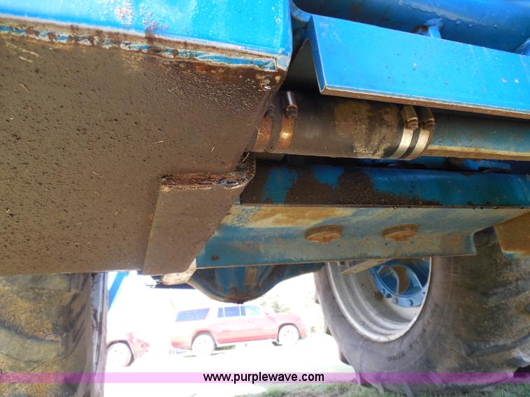 image for item I3432 1993 Ford 846 Versatile 4WD tractor