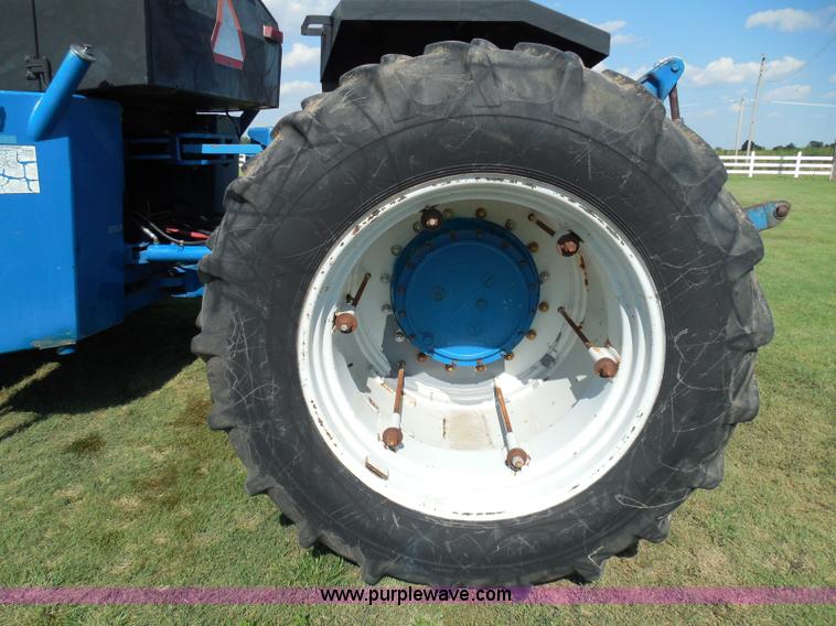 image for item I3432 1993 Ford 846 Versatile 4WD tractor