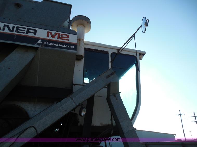 image for item I3465 1977 Gleaner M2 combine