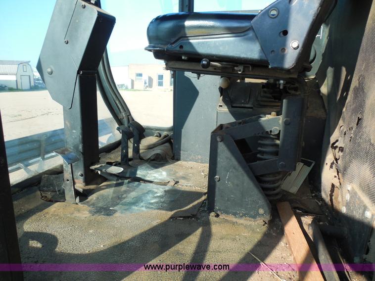 image for item I3465 1977 Gleaner M2 combine