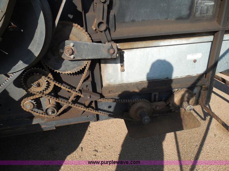 image for item I3465 1977 Gleaner M2 combine