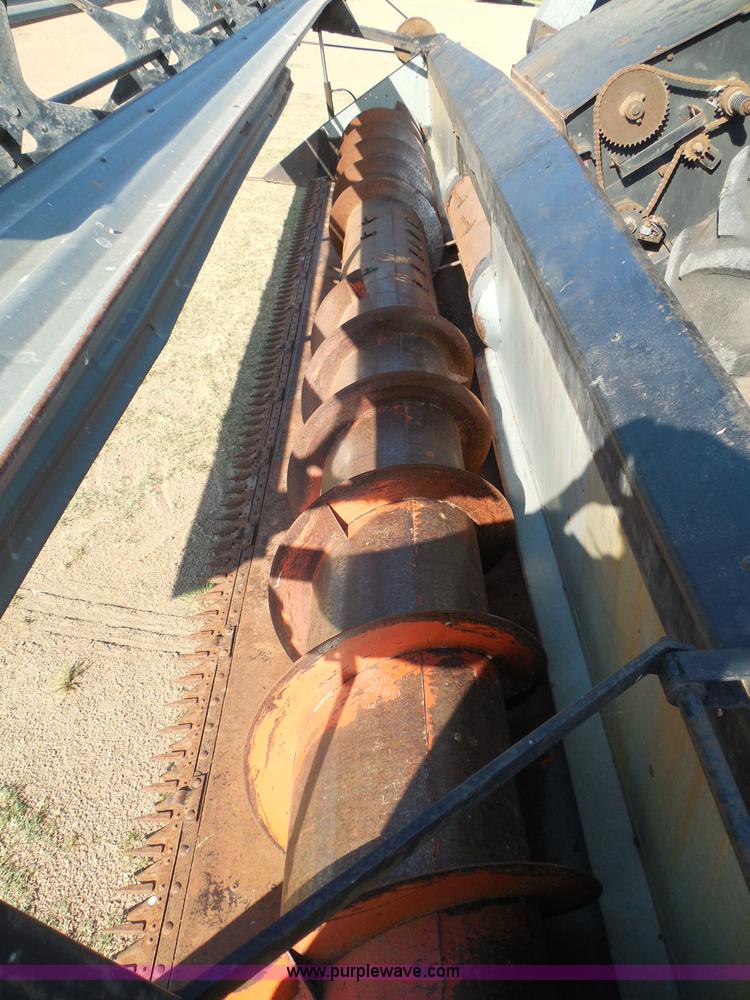 image for item I3465 1977 Gleaner M2 combine