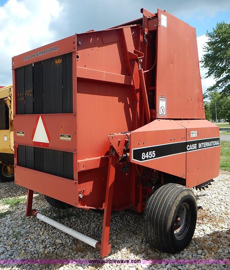 image for item I3517 Case IH 8455 round baler