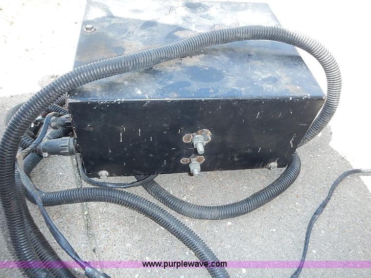 image for item I3517 Case IH 8455 round baler