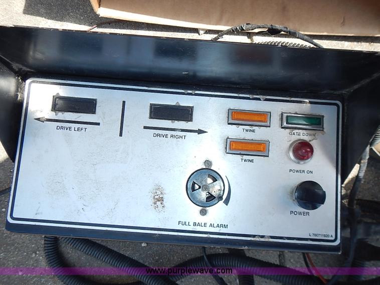 image for item I3517 Case IH 8455 round baler