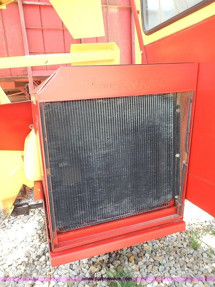 image for item I3521 New Holland 1049 stack cruiser