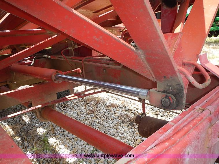 image for item I3521 New Holland 1049 stack cruiser