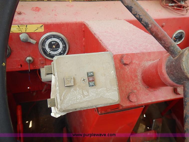 image for item I3521 New Holland 1049 stack cruiser