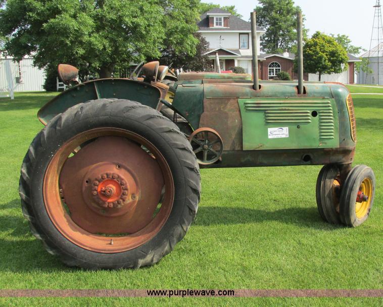 image for item I4141 Oliver 70 tractor