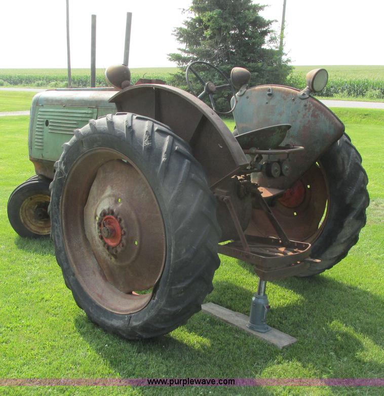 image for item I4141 Oliver 70 tractor