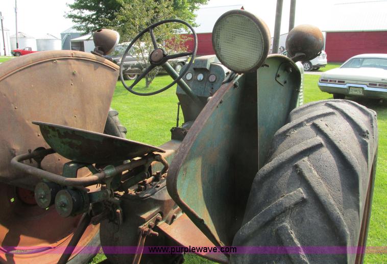 image for item I4141 Oliver 70 tractor