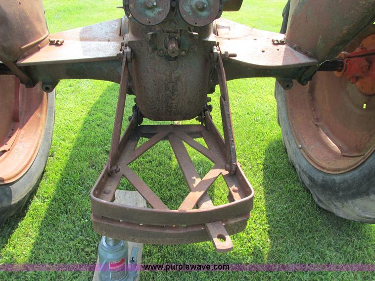 image for item I4141 Oliver 70 tractor