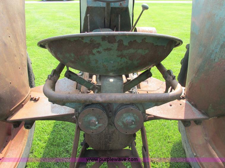 image for item I4141 Oliver 70 tractor