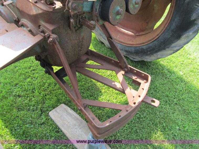 image for item I4141 Oliver 70 tractor