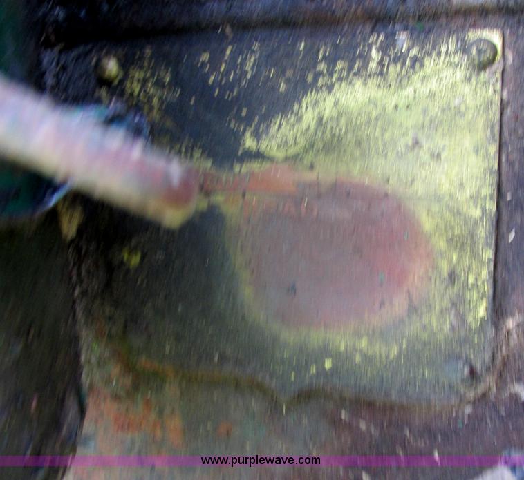 image for item I4141 Oliver 70 tractor