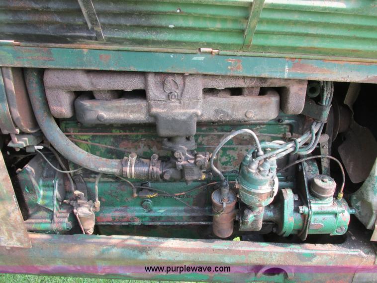 image for item I4141 Oliver 70 tractor
