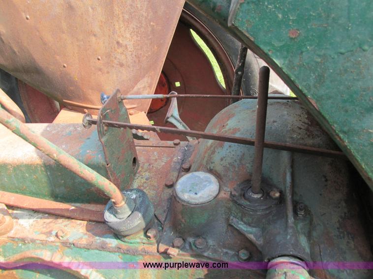 image for item I4141 Oliver 70 tractor