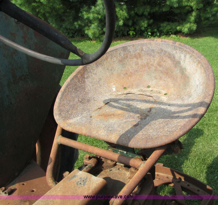 image for item I4141 Oliver 70 tractor