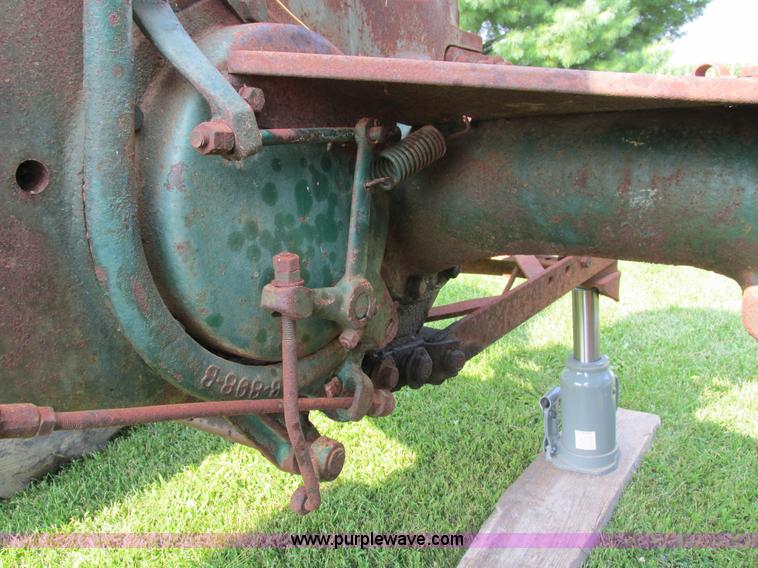 image for item I4141 Oliver 70 tractor