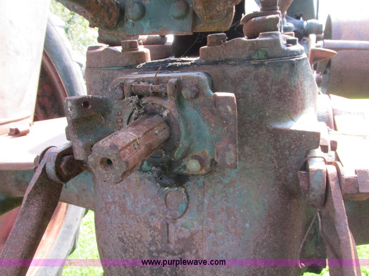 image for item I4141 Oliver 70 tractor