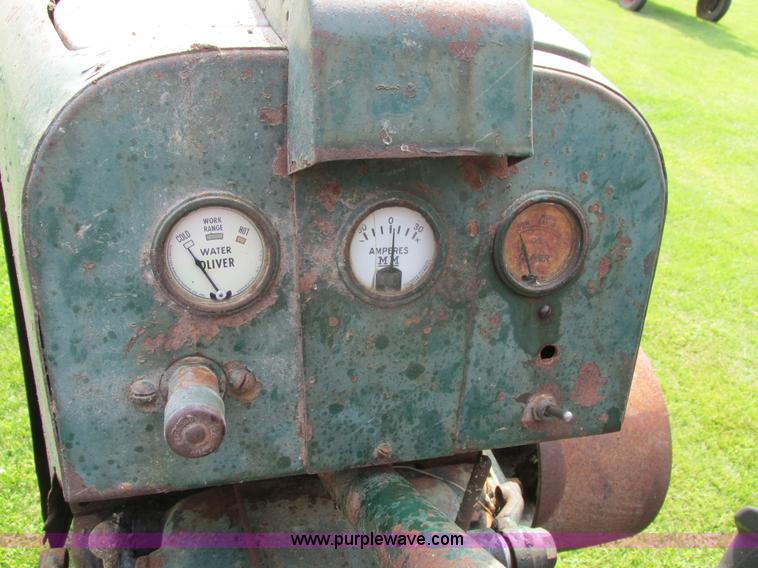 image for item I4141 Oliver 70 tractor